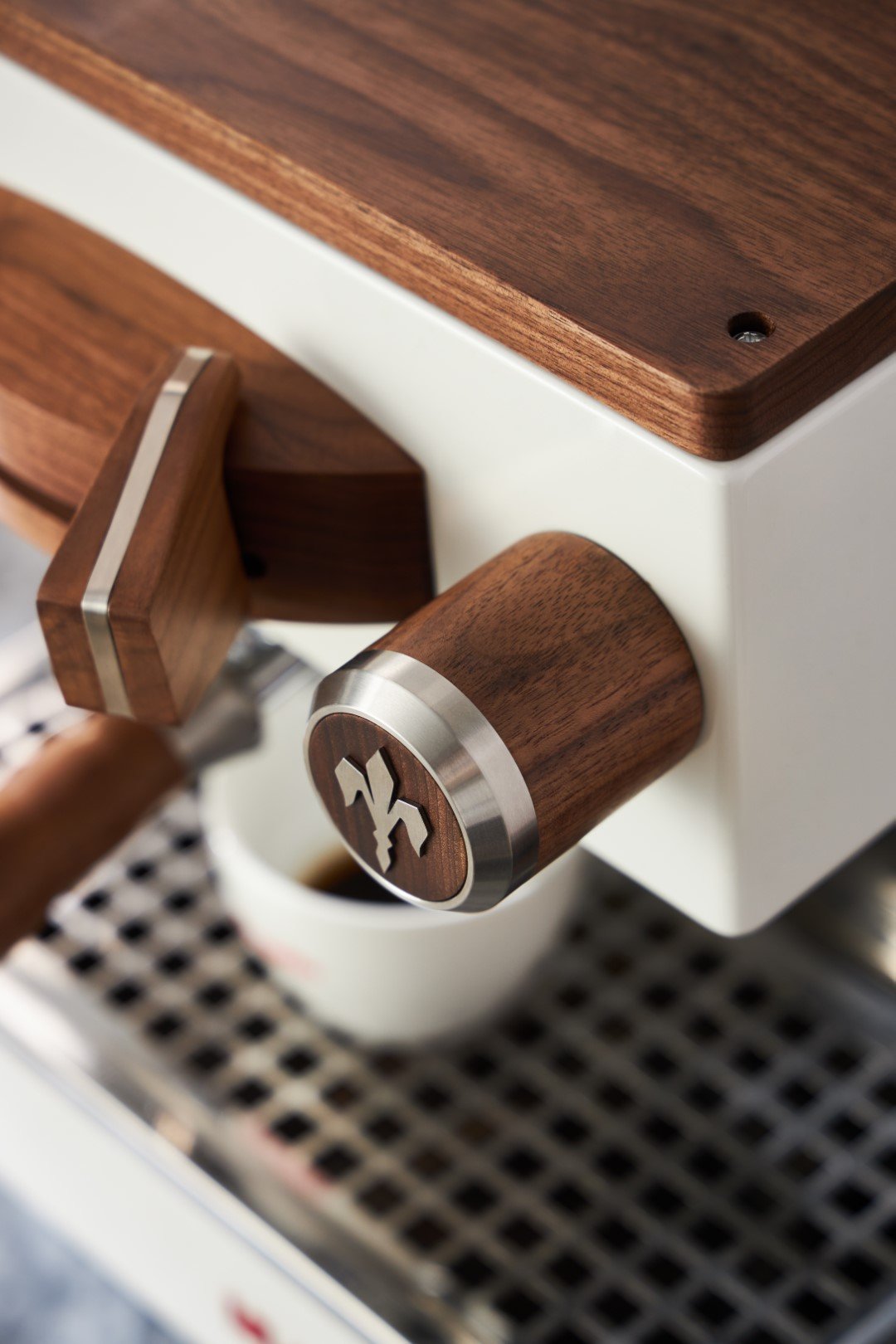 Walnut Wood Kit for La Marzocco Linea Mini Integrated Timer